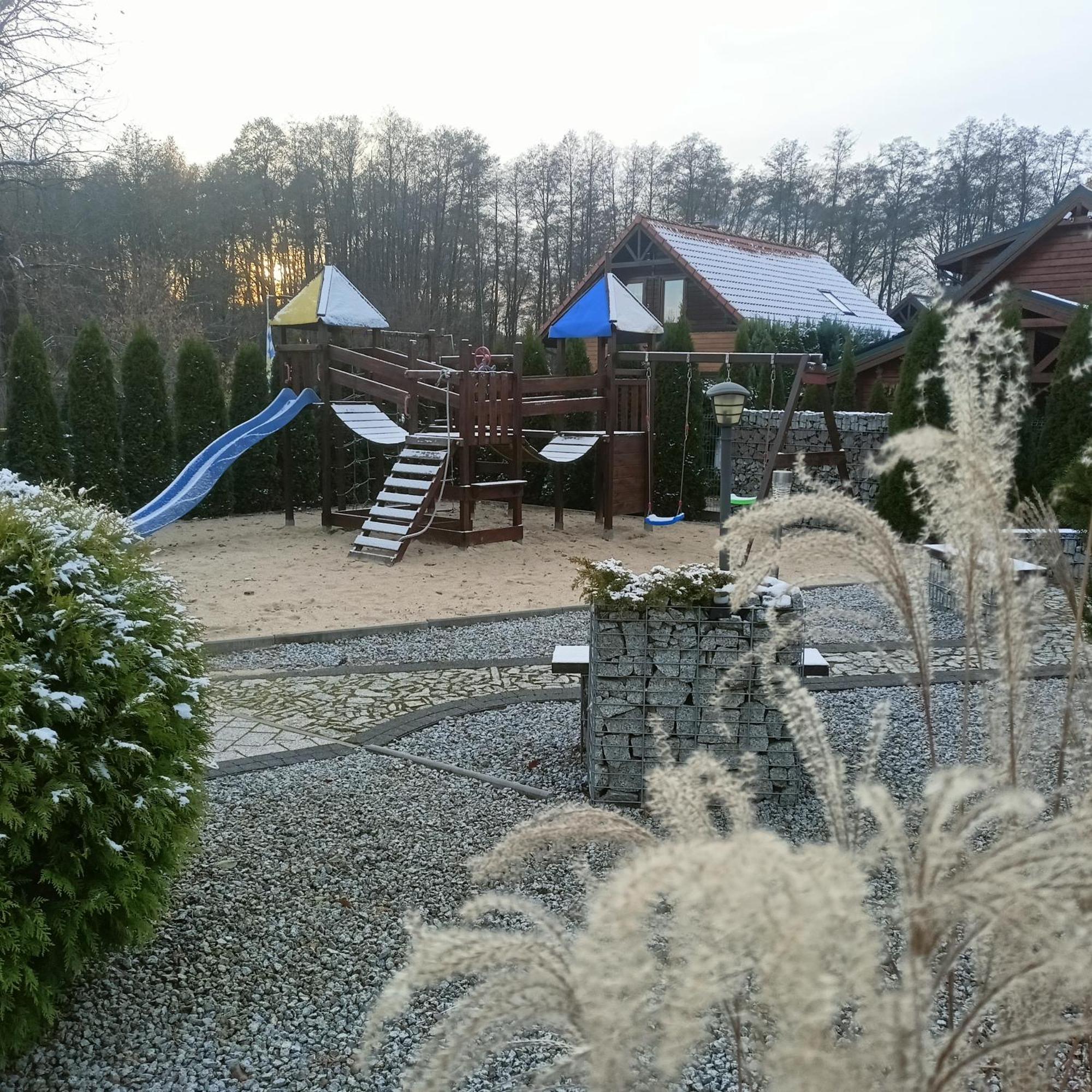Bacowki Nad Jeziorem Goszcza Lubrza  Exterior photo